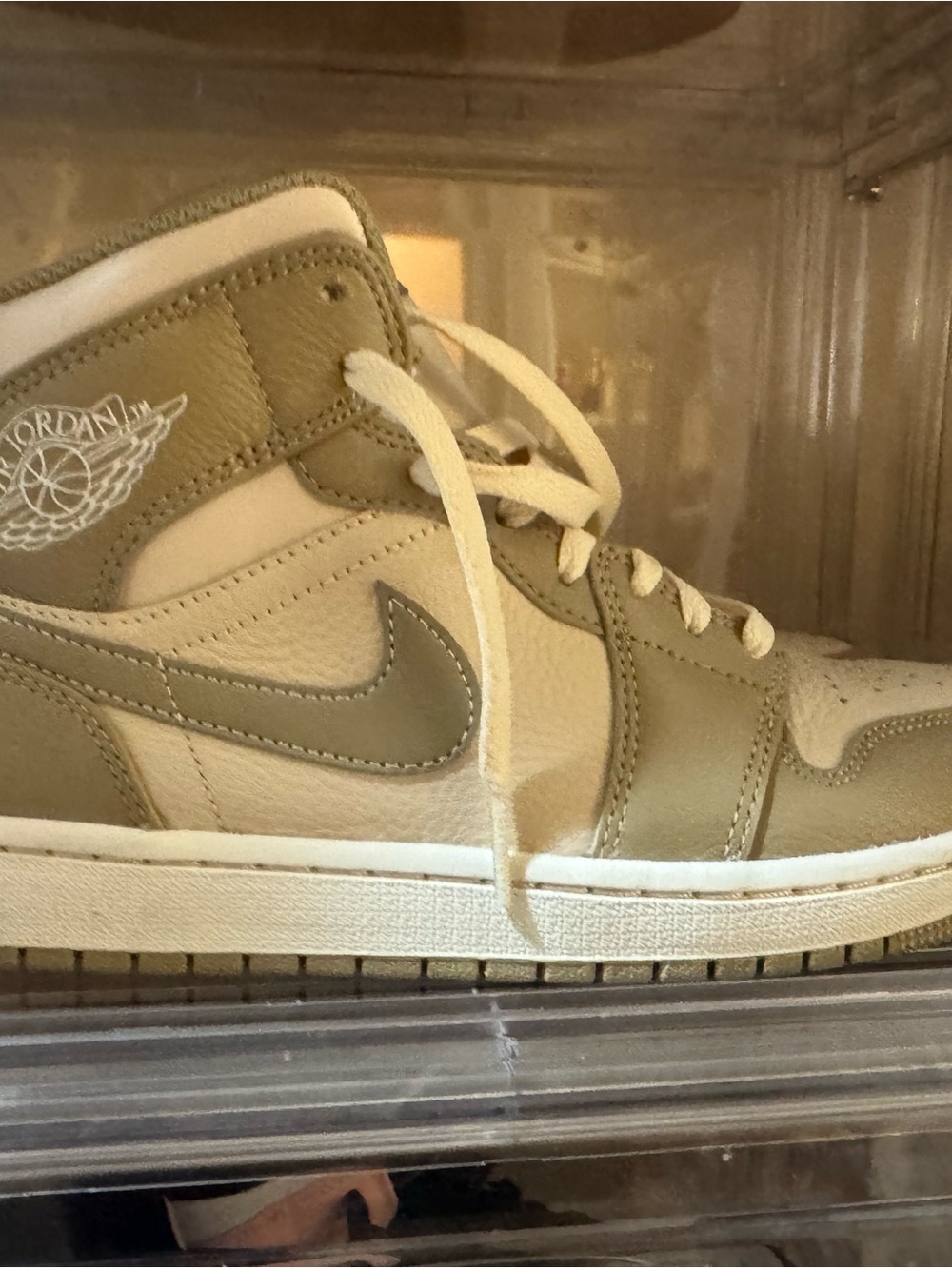 Authentic Jordan Mens High-Top Sneakers in Olive and Beige